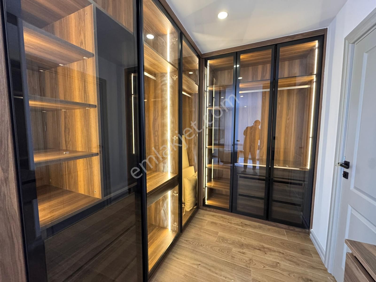 Didim Altınkum’da Denize 600 Metre Full Eşyalı Mimariye Bayılcağınız 4+1 Villa - Görsel 30