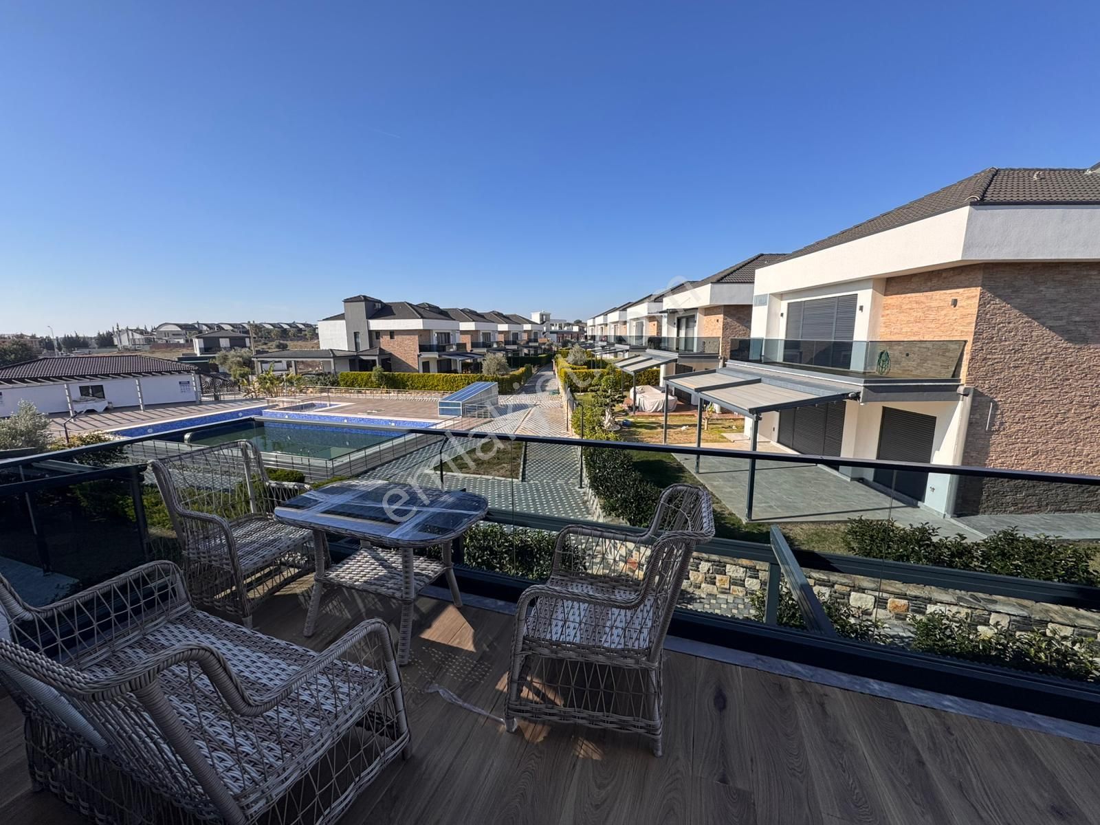 Didim Altınkum’da Denize 600 Metre Full Eşyalı Mimariye Bayılcağınız 4+1 Villa - Görsel 23