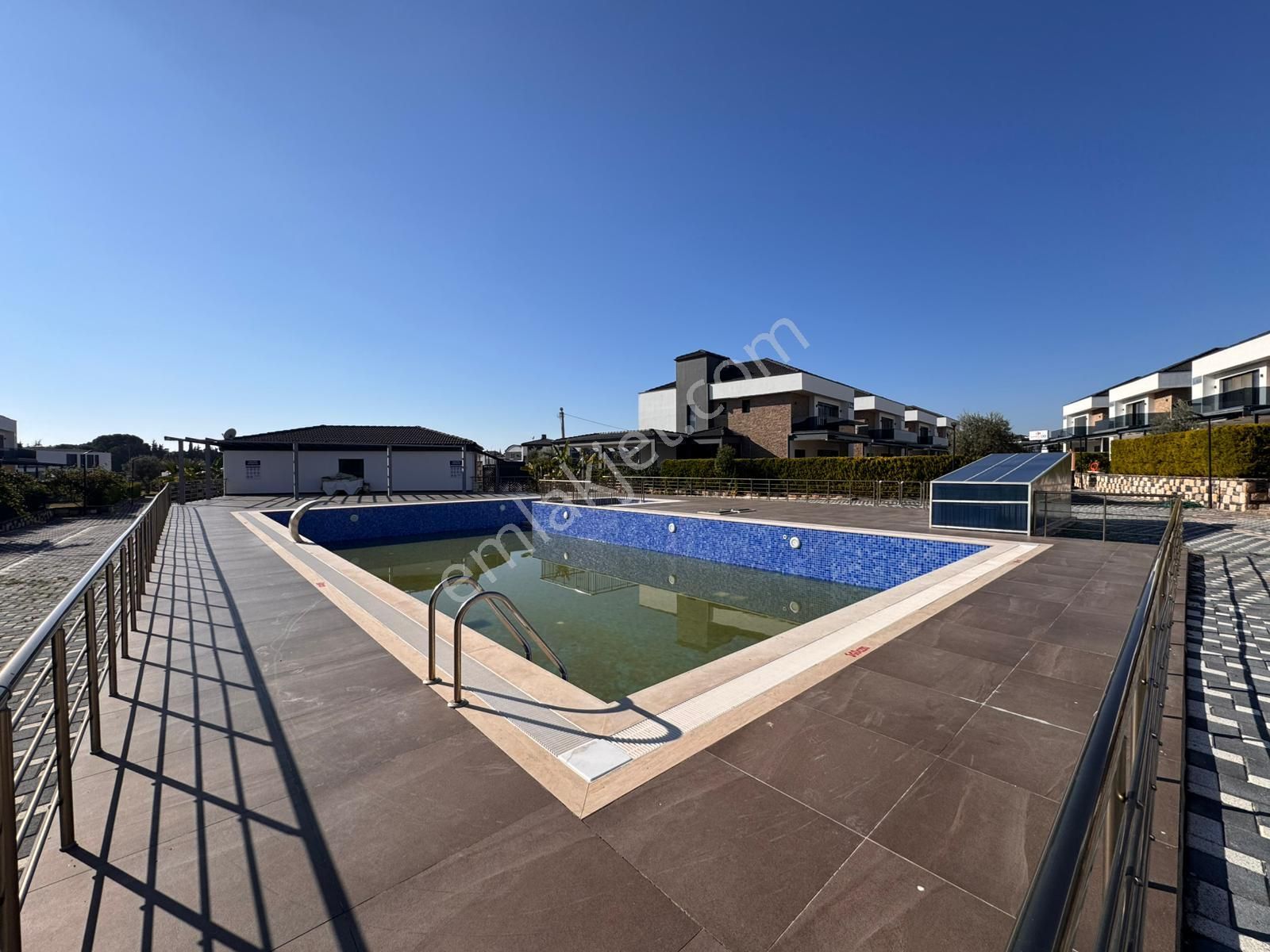 Didim Altınkum’da Denize 600 Metre Full Eşyalı Mimariye Bayılcağınız 4+1 Villa - Görsel 8
