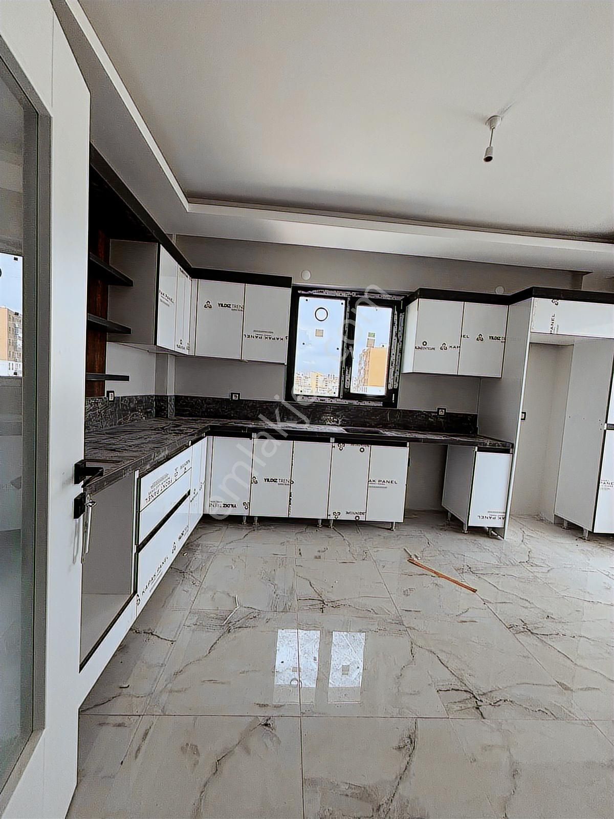 Erkilette Meskenli 3+1 Geniş Oturumlu Kaçmaz Sıfır Satılık Daire - Görsel 14