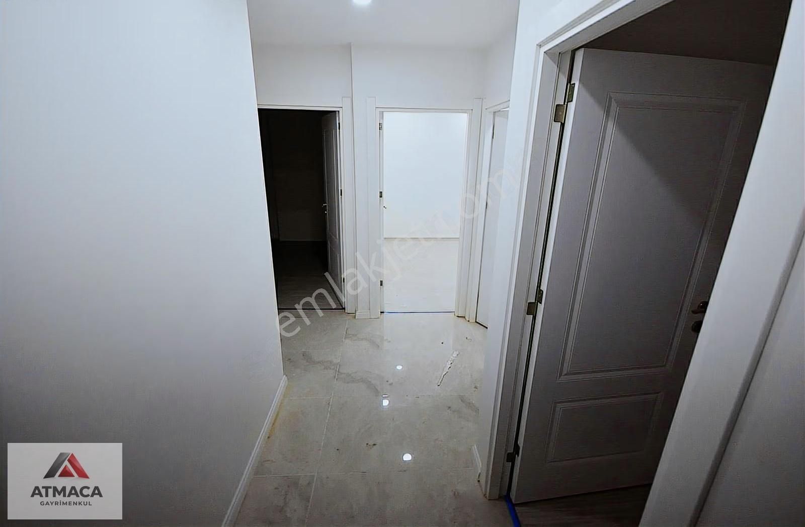 Cennet Mah'de 2+1 85m2 Sıfır Otoparklı Balkonlu Satılık Daire