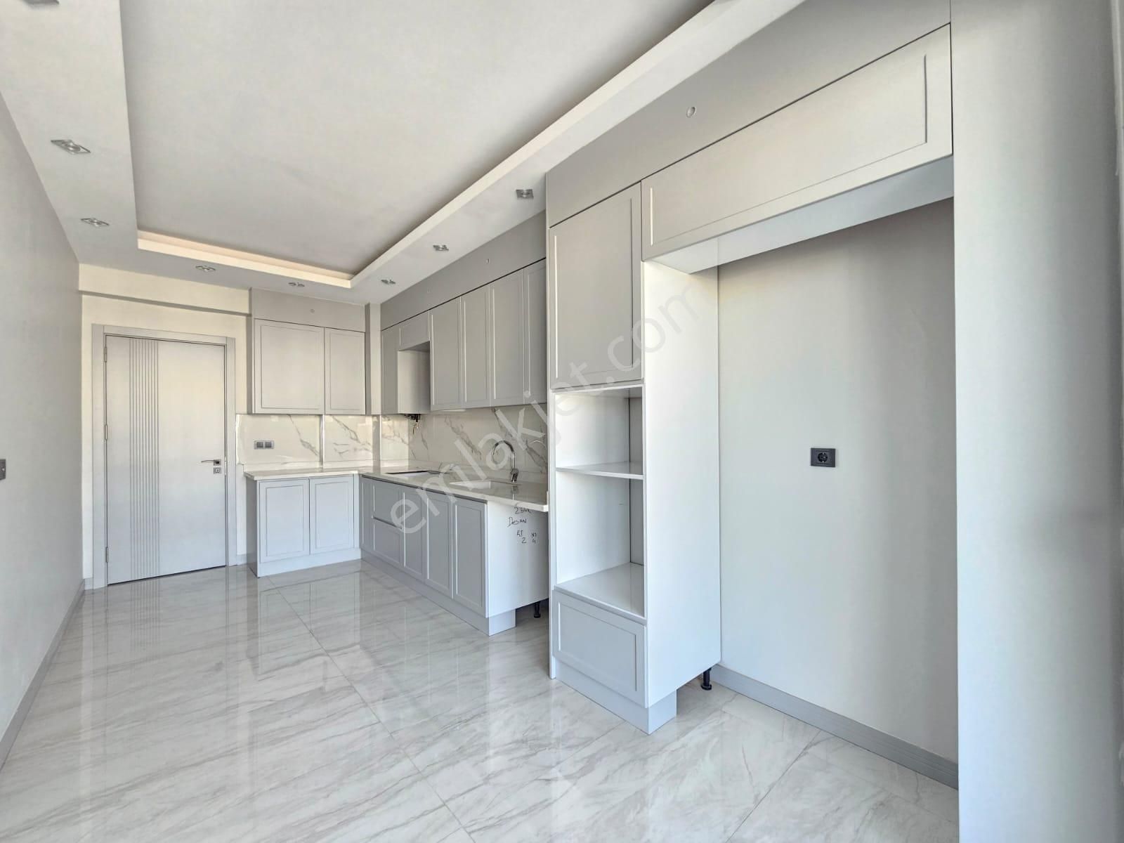 Denizli Yenişafak Ta 2+1 120 M2 Mükemmel Konumda Satılık Arakat Daireler