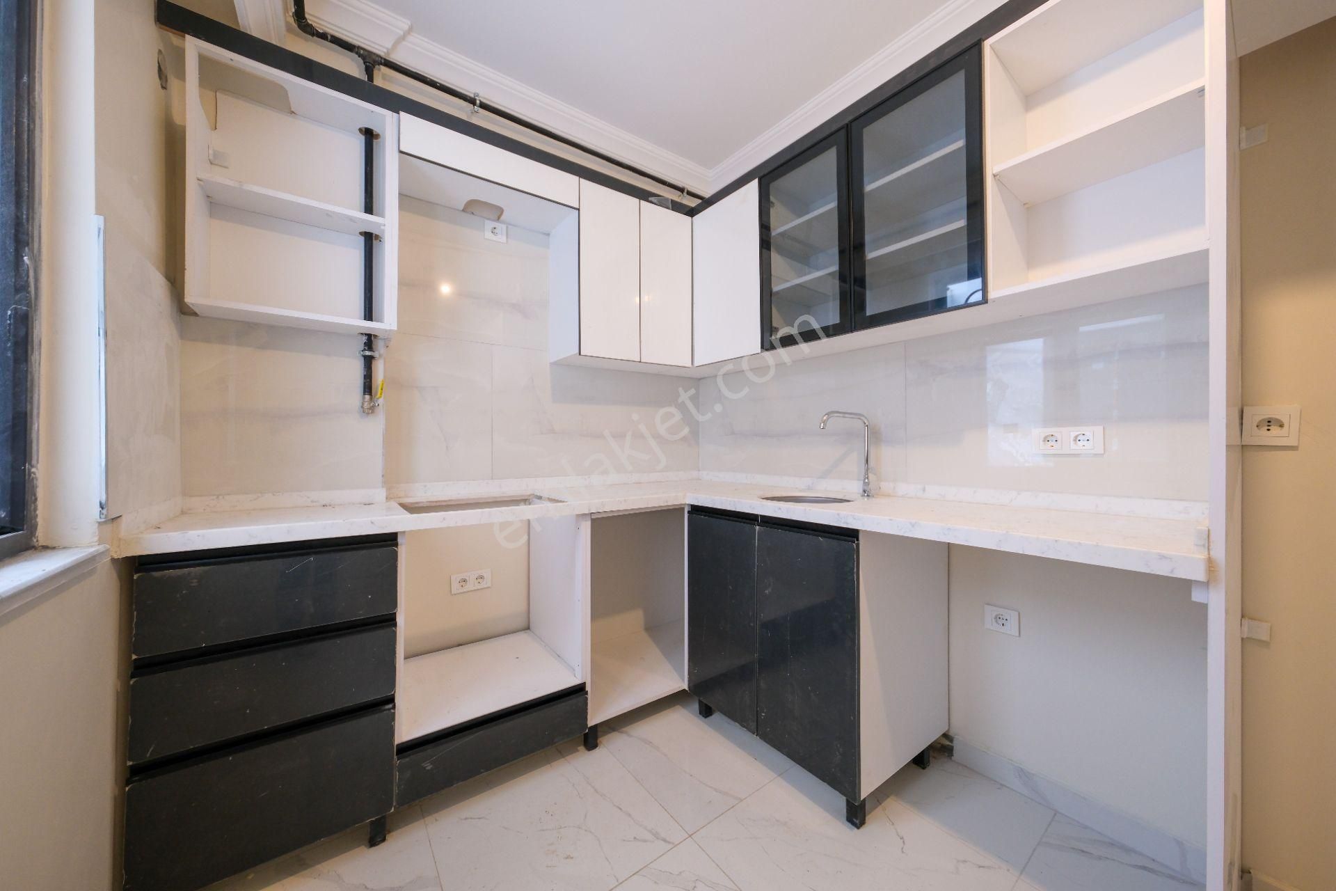 Eyüp Merkezde Sıfır Binada Yatırıma Uygun 2+1 Daire - Görsel 32