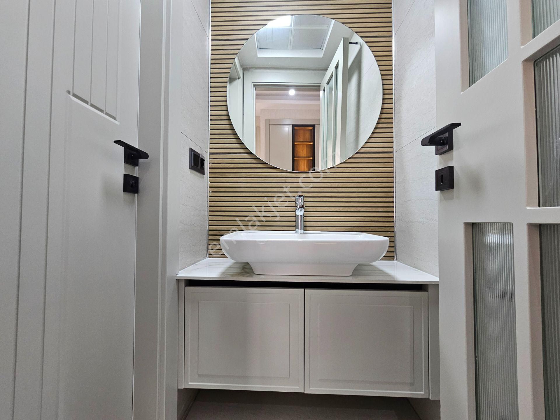 Selahaddin Eyyübi Mahallesinde Kahramanlar Caddesine Yakın 3+1 Lüx Sıfır Fırsat Daireler - Görsel 14