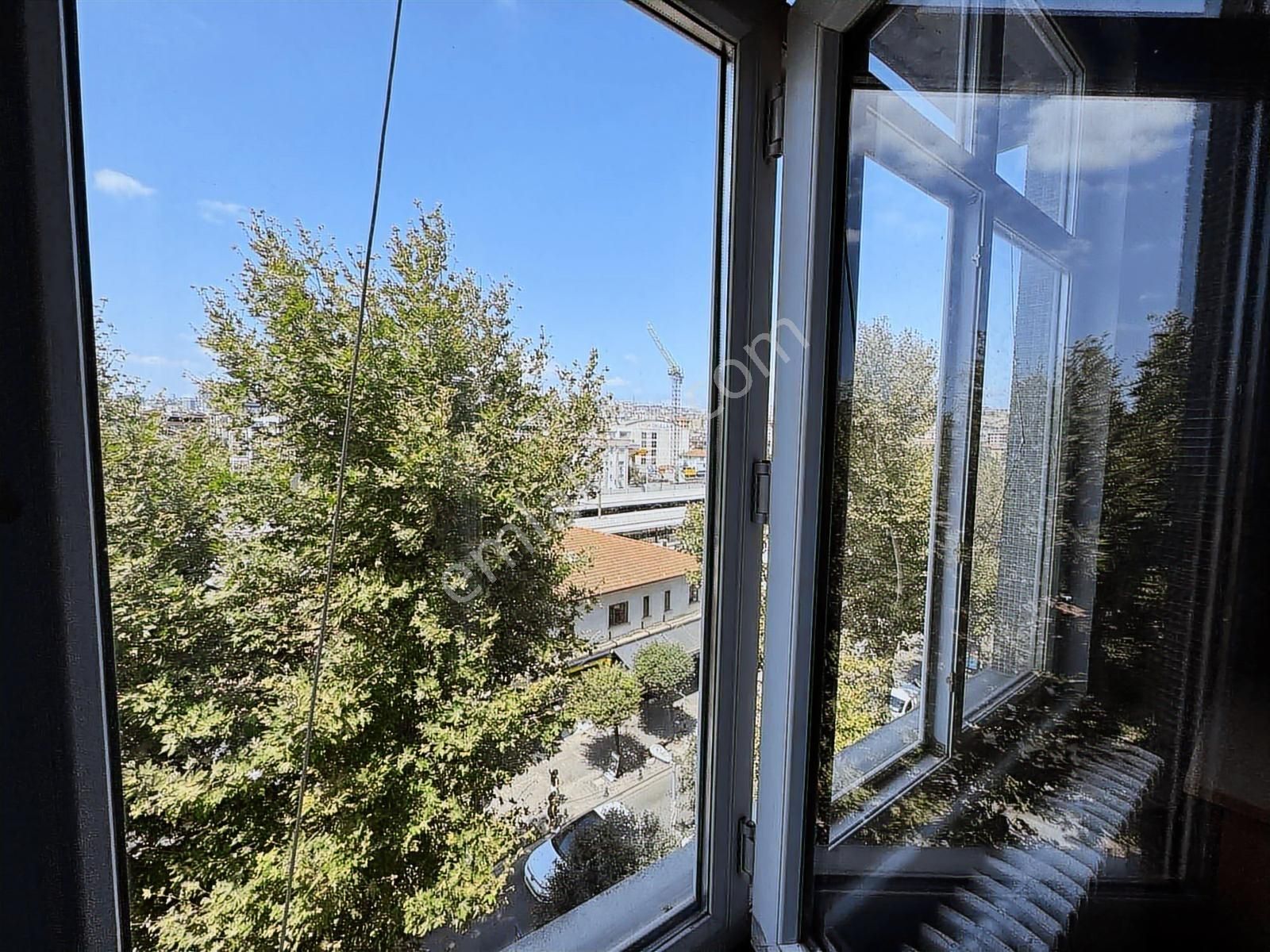 Cenk Atalay Solak'tan Dörtler İş Merkezi'nde Kiralık Ofis/büro - Görsel 4