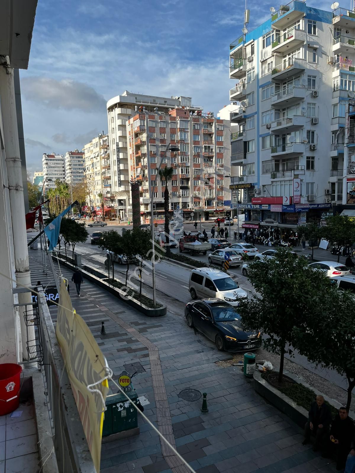 Güllük Caddesinde 2+1 Geniş İş Yeri Yada Ev - Görsel 19