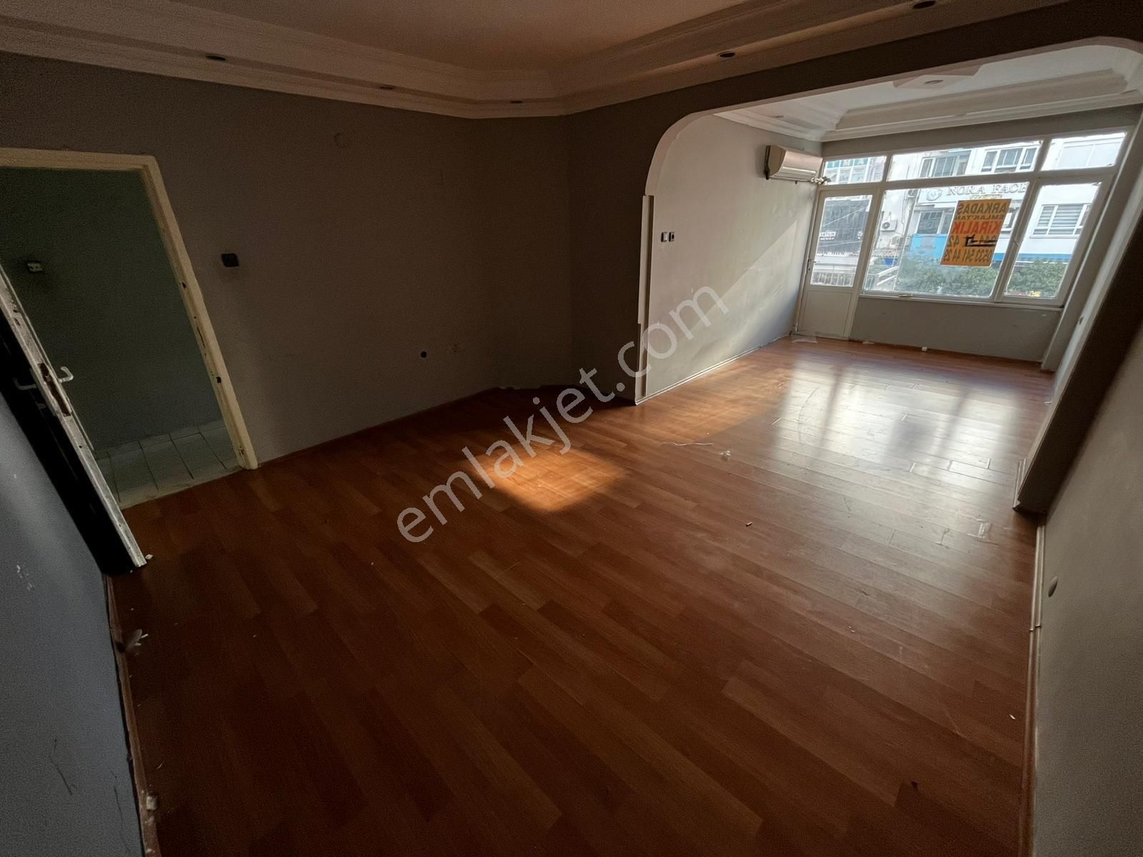 Güllük Caddesinde 2+1 Geniş İş Yeri Yada Ev - Görsel 12