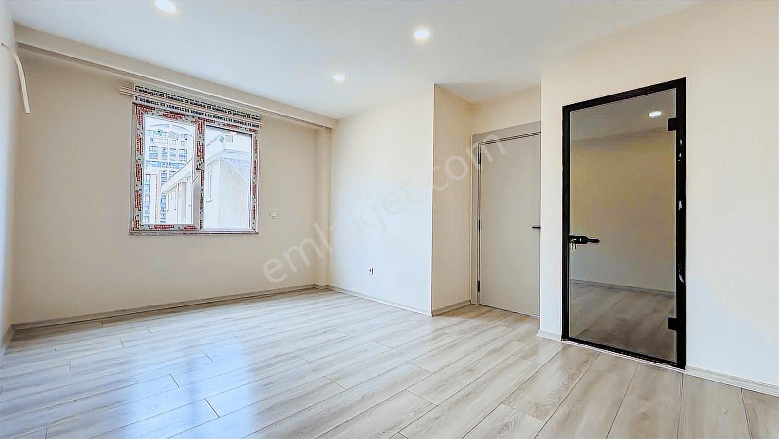 Cenk Atalay Solaktan Nefes Marin, Sahile 1. Parsel 3+1 115 M² - Görsel 3