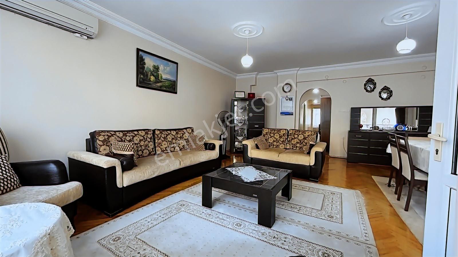 Samed Kaliç'ten 19 Mayıs Cd.'sinde Geniş 3+1 Kiralık Daire - Görsel 5