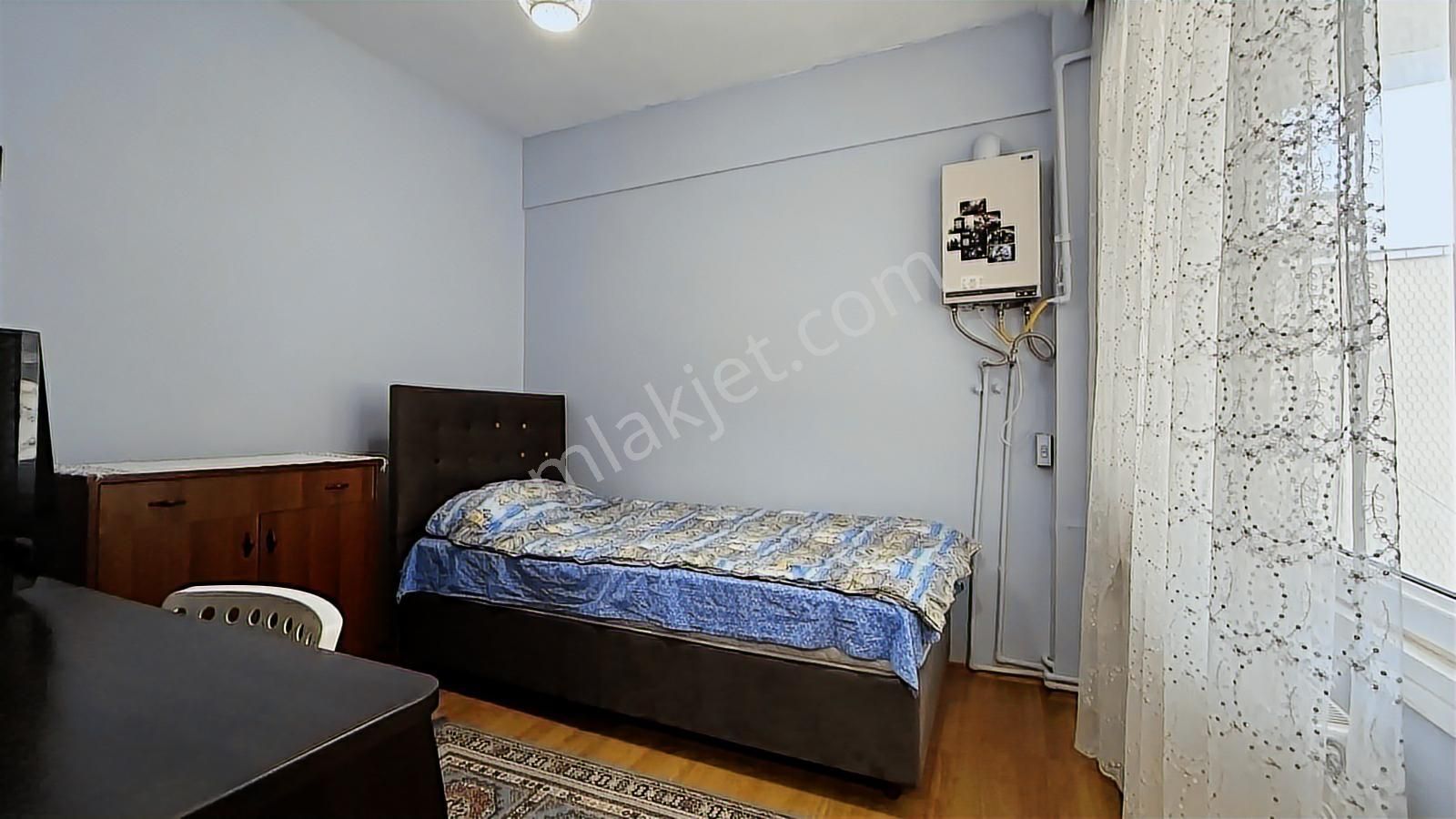 Samed Kaliç'ten 19 Mayıs Cd.'sinde Geniş 3+1 Kiralık Daire - Görsel 15