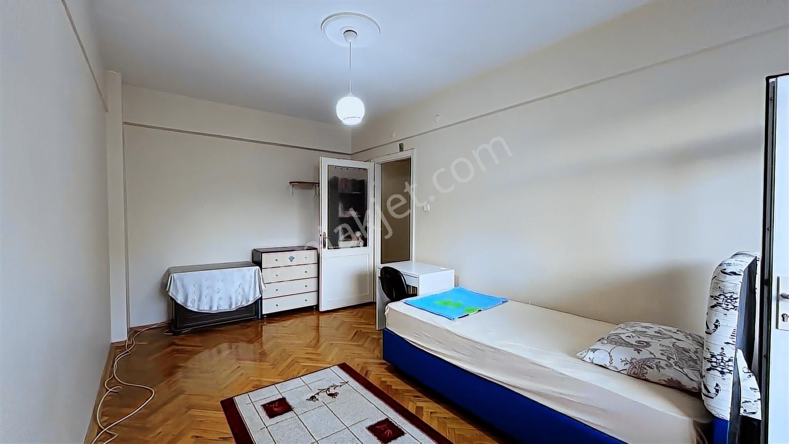 Samed Kaliç'ten 19 Mayıs Cd.'sinde Geniş 3+1 Kiralık Daire - Görsel 13