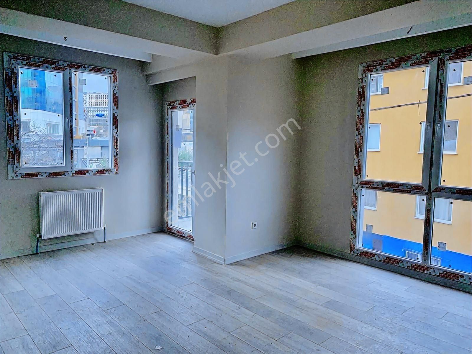 Mirsat Sancaktar'dan Piazza Karşısı Satılık Sıfır 2+1 Daire - Görsel 2