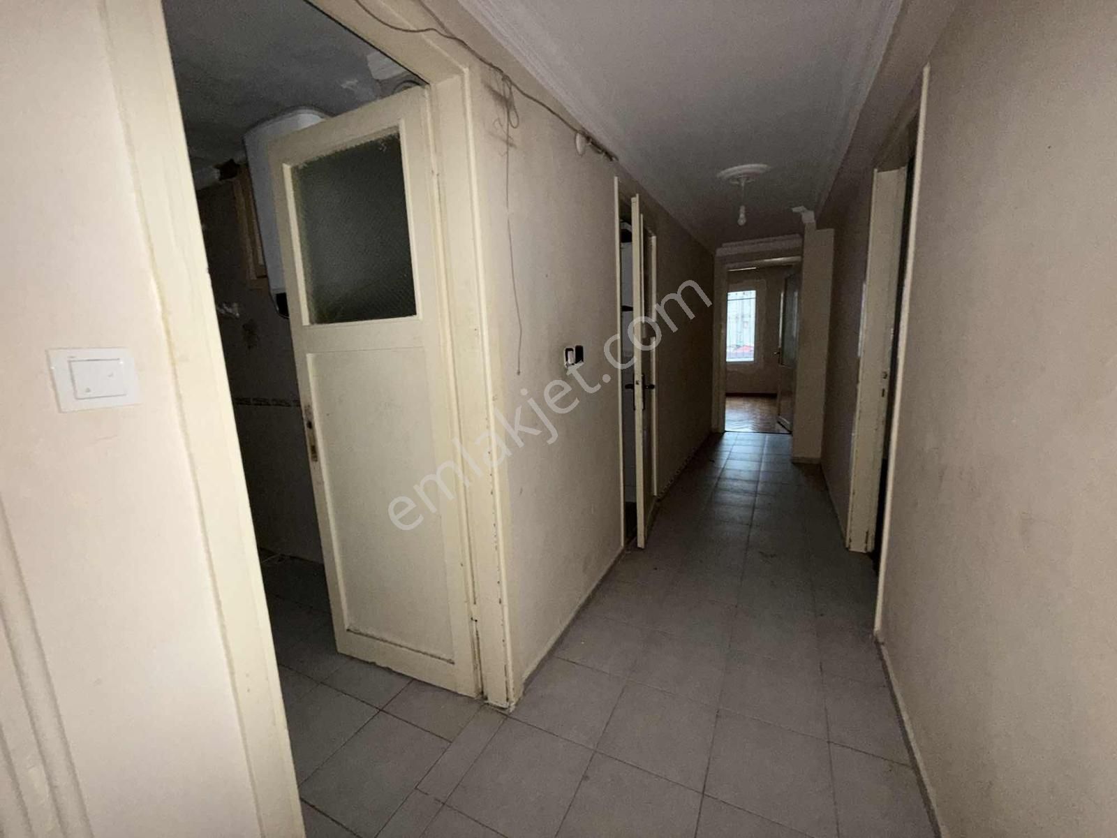 Cenk Atalay Solak'tan Çarşı'da Kiralık 3+1 Arakat Daire - Görsel 15