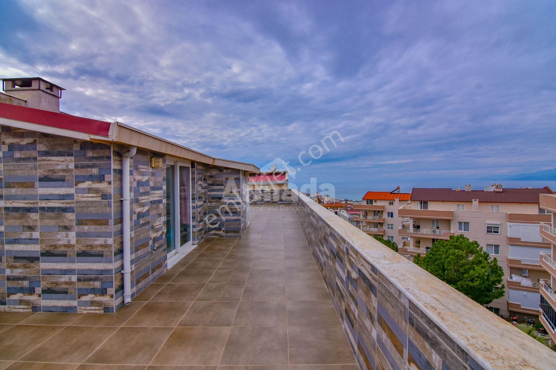 Kuşadası Ege Mahallesi'nde Deniz Manzaralı 5+2 Satılık Dubleks - Görsel 29