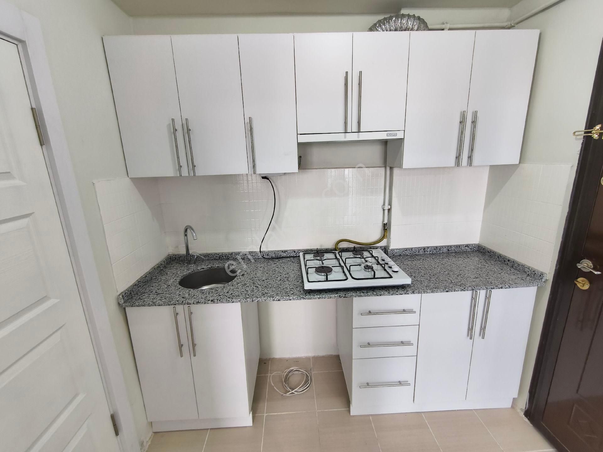 Pera'dan Cumhuriye Haller Karşısı Kiralık 1+1 Temiz Geniş Daire - Görsel 10