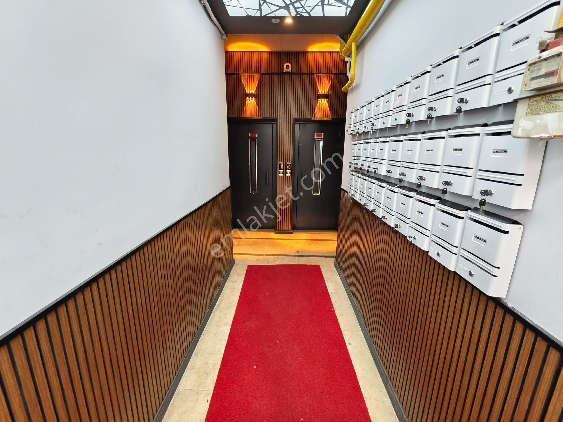 Pera'dan Cumhuriye Haller Karşısı Kiralık 1+1 Temiz Geniş Daire - Görsel 3