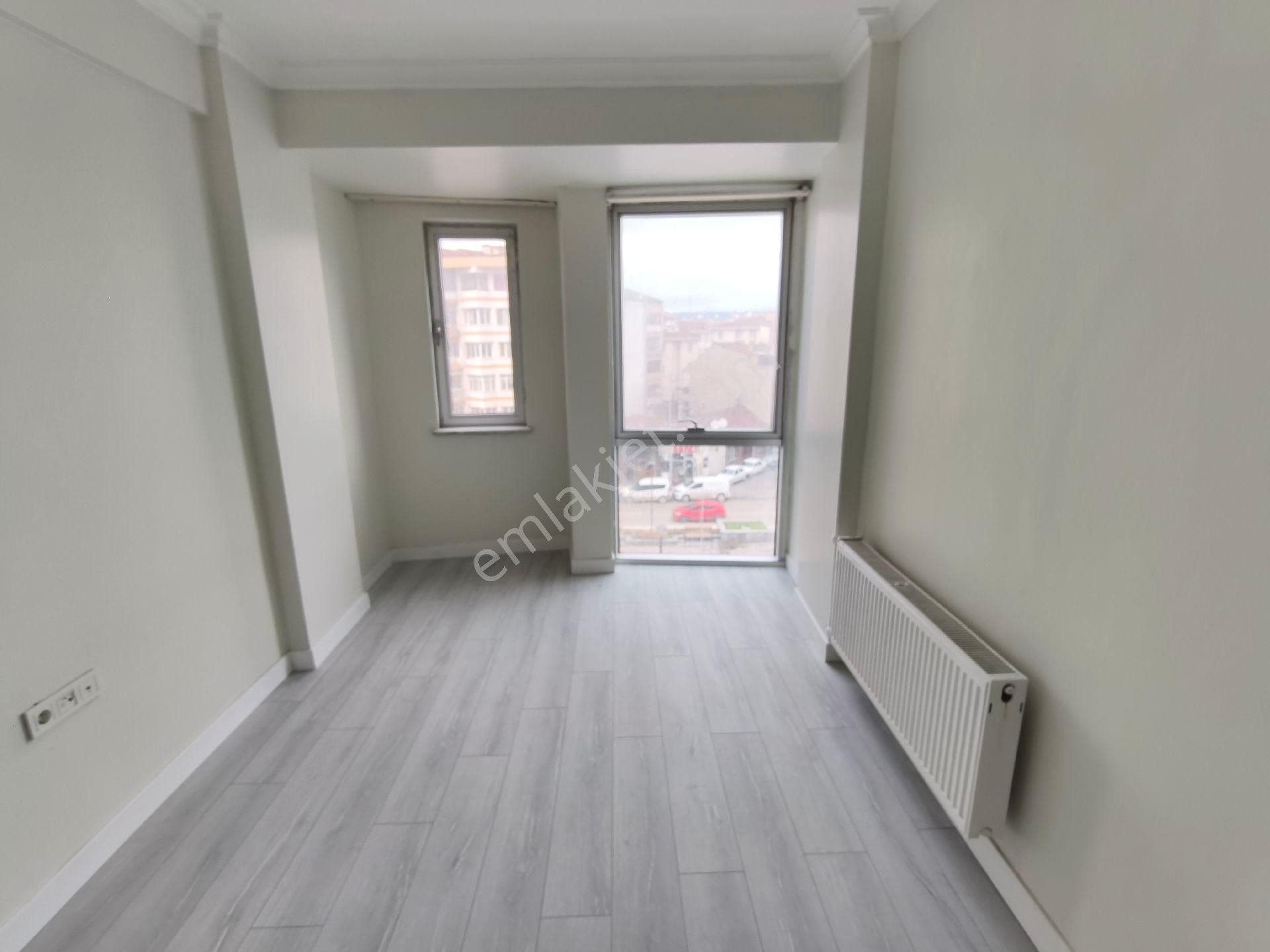 Pera'dan Cumhuriye Haller Karşısı Kiralık 1+1 Temiz Geniş Daire - Görsel 6