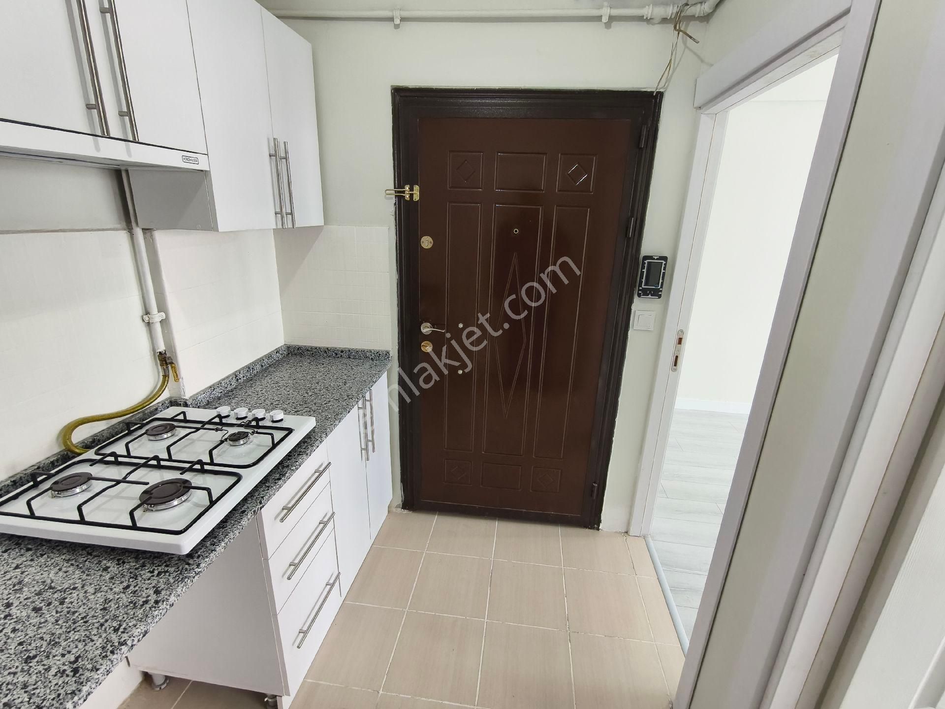 Pera'dan Cumhuriye Haller Karşısı Kiralık 1+1 Temiz Geniş Daire - Görsel 11