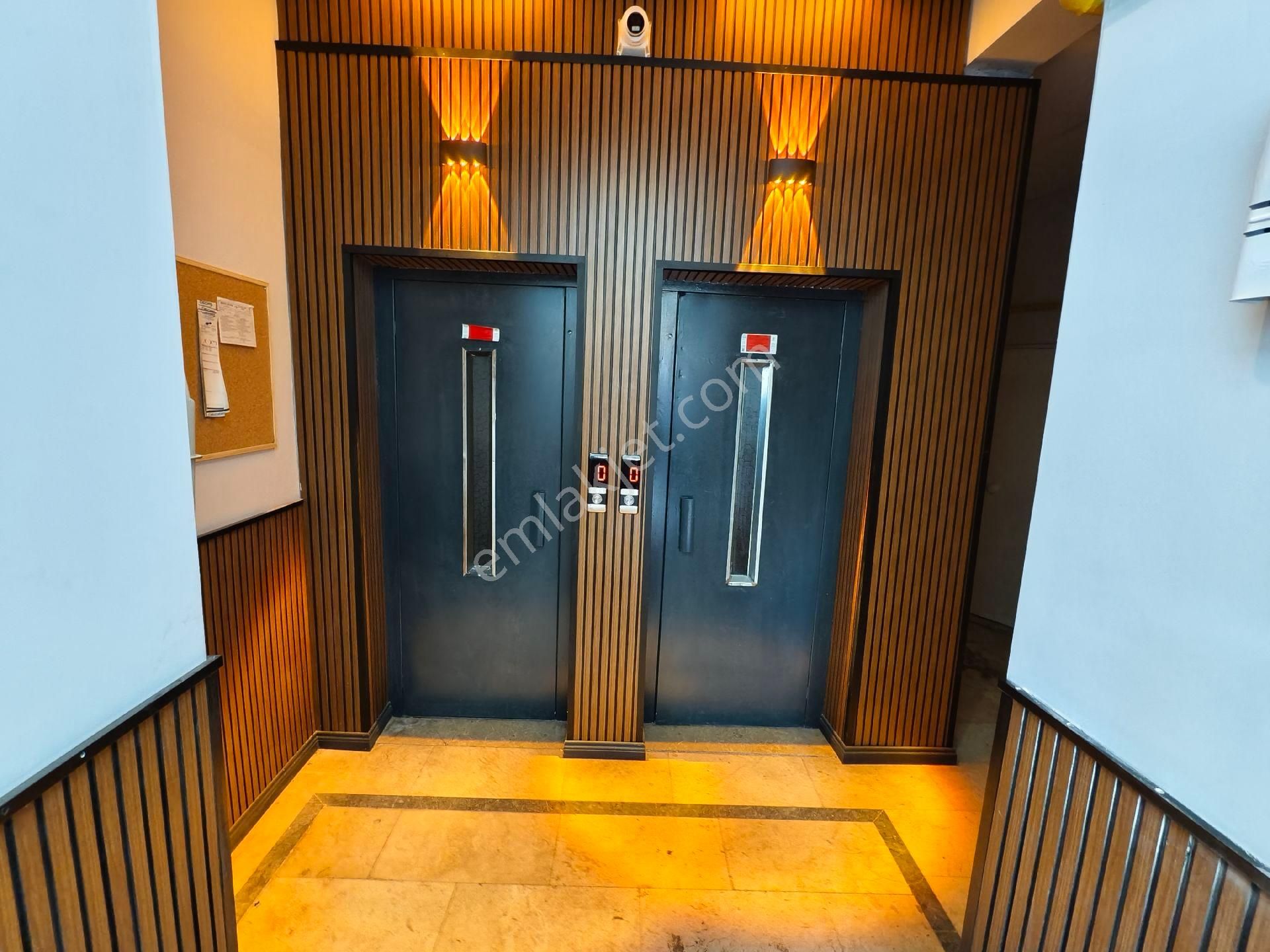 Pera'dan Cumhuriye Haller Karşısı Kiralık 1+1 Temiz Geniş Daire - Görsel 4