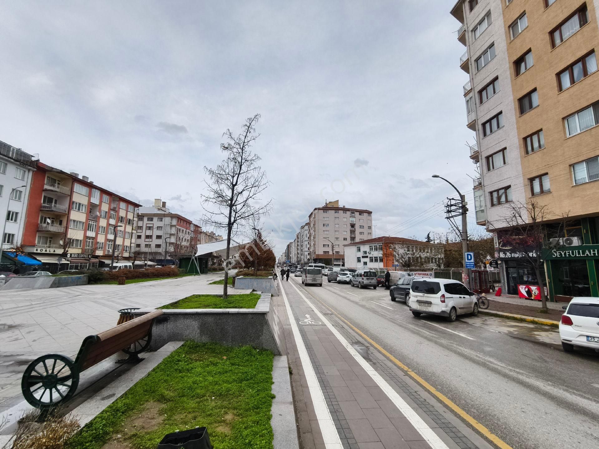 Pera'dan Cumhuriye Haller Karşısı Kiralık 1+1 Temiz Geniş Daire - Görsel 22