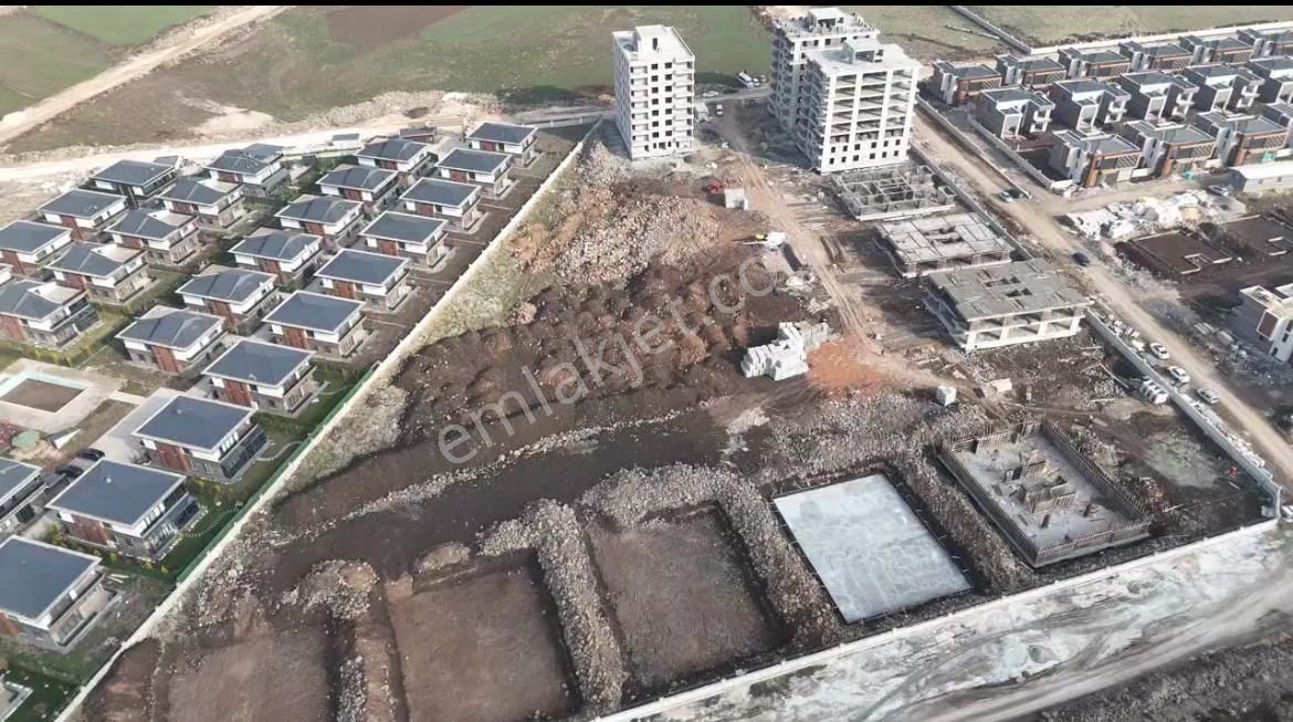 Aksoy'dan Cherry Bayii Karşısı 3+1 Satılık Fırsat Daire