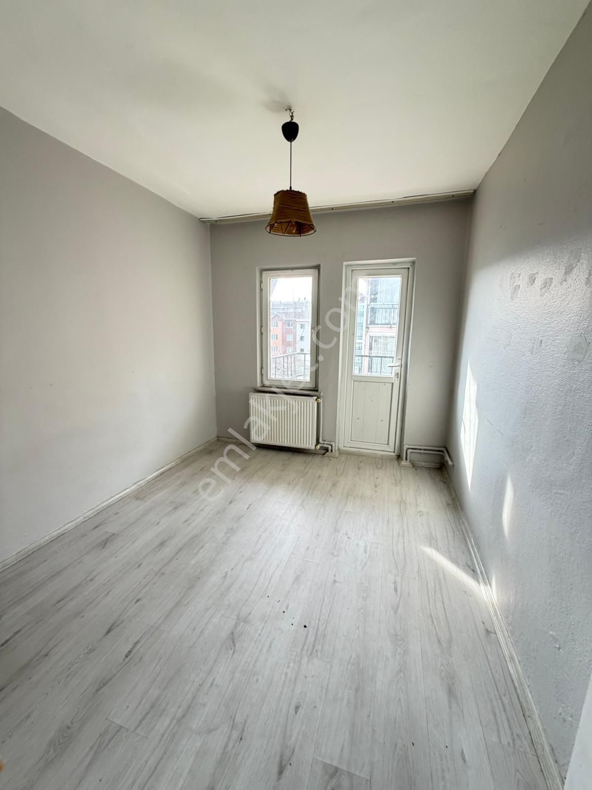 Oscar'dan Yenibağlar'da Seylap Caddesi Yakını Balkonlu 3+1 - Görsel 18