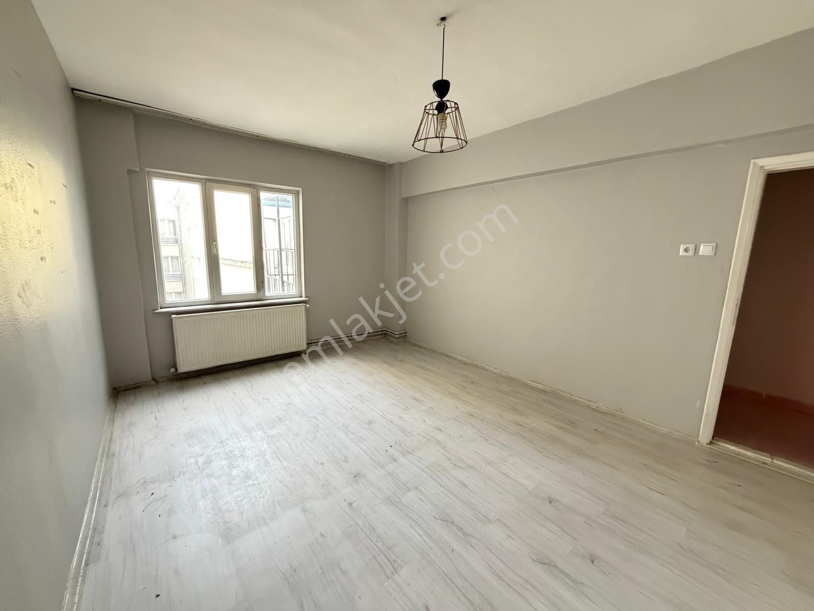 Oscar'dan Yenibağlar'da Seylap Caddesi Yakını Balkonlu 3+1 - Görsel 25