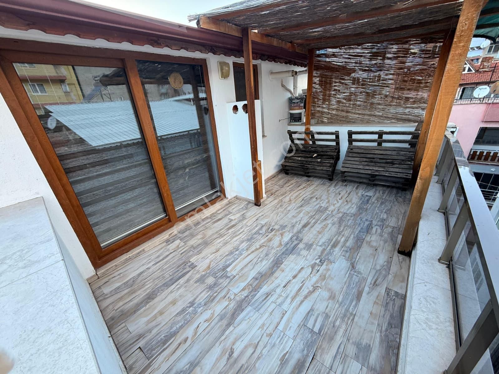 Teraslı Lüx Full Eşyalı Yatırımlık 1+1 Satılık Apart