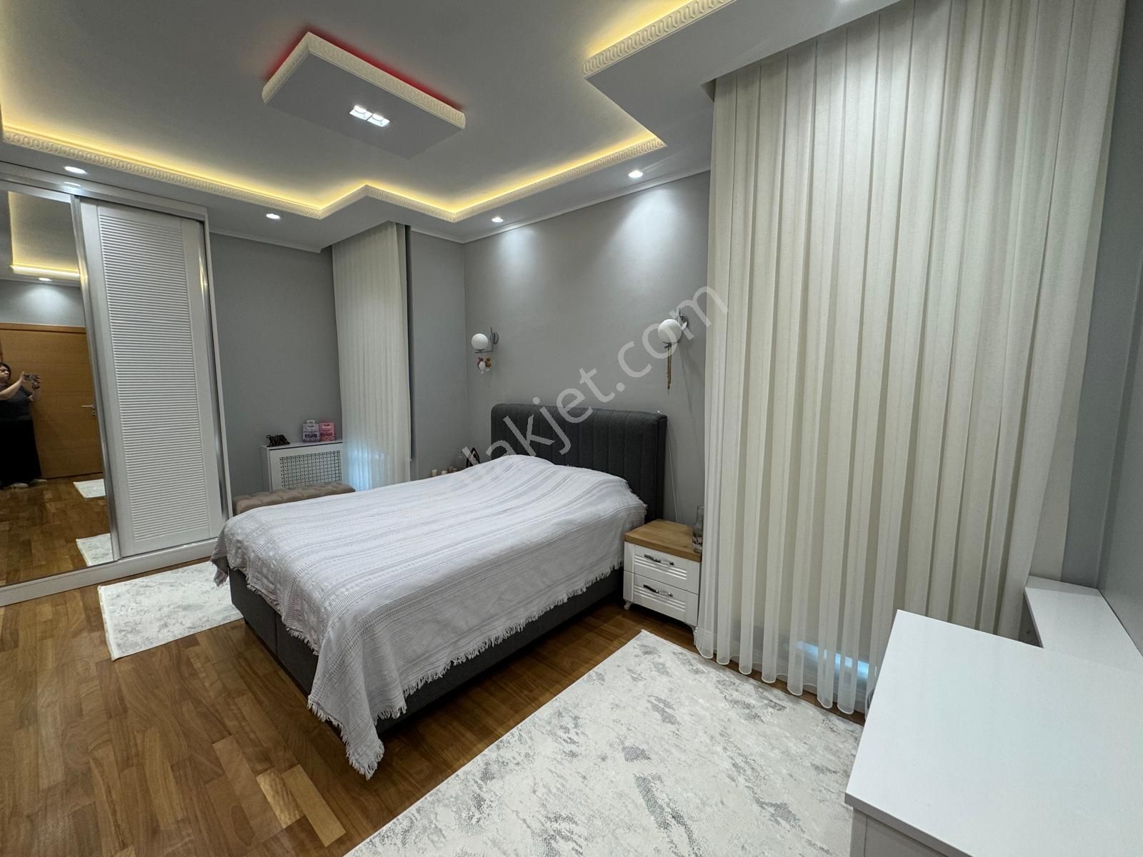 Kiptaş Seyrantepe'de Lüks Yenilenmiş 3+1 Kiralık Daire - Görsel 14