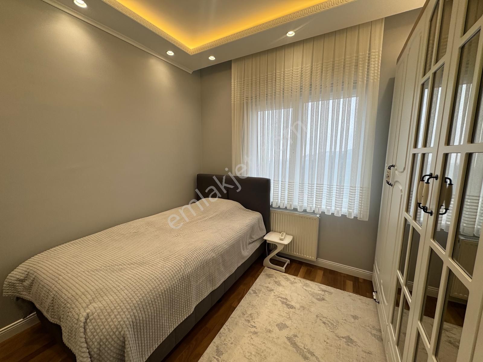 Kiptaş Seyrantepe'de Lüks Yenilenmiş 3+1 Kiralık Daire - Görsel 10