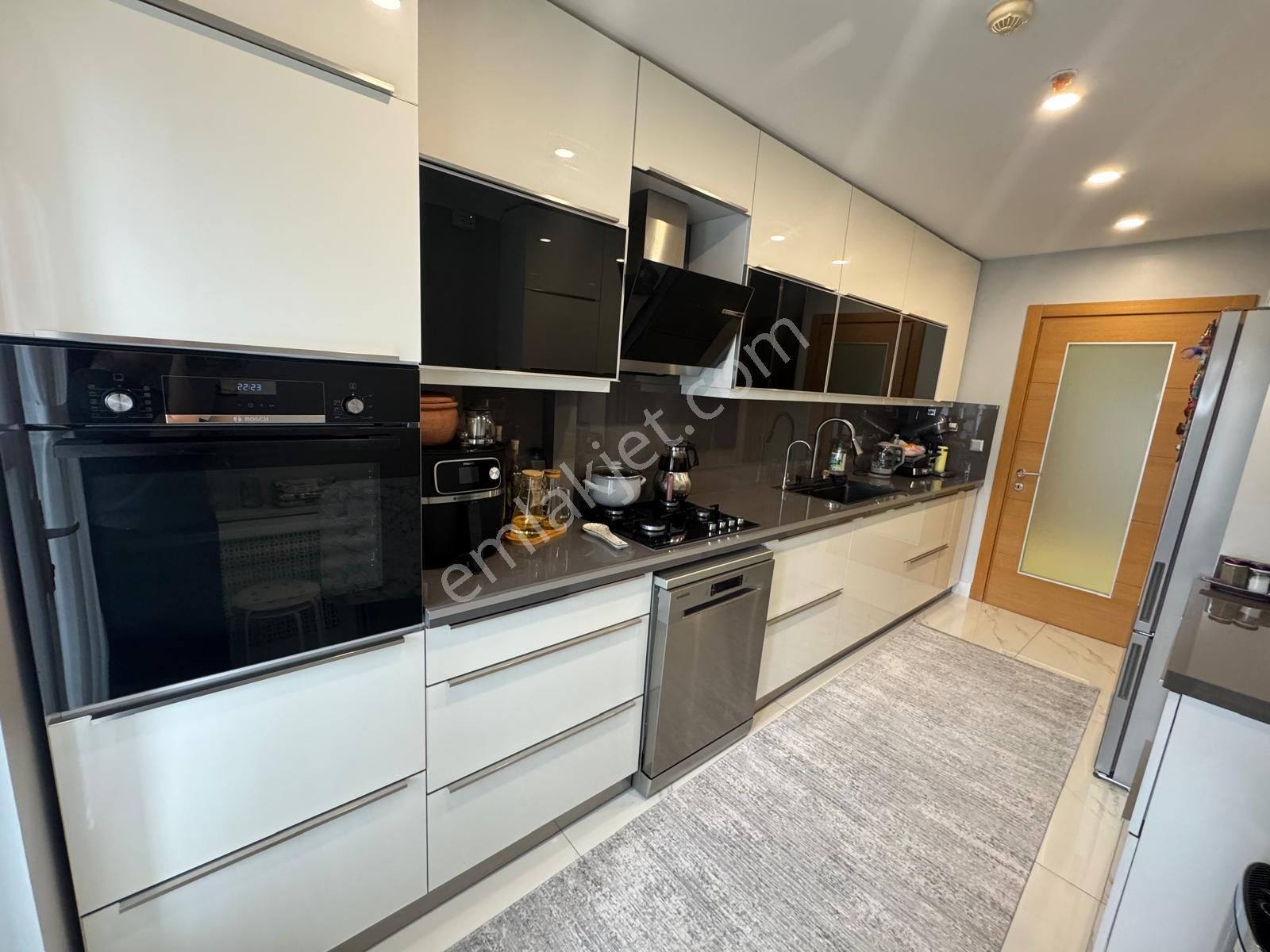 Kiptaş Seyrantepe'de Lüks Yenilenmiş 3+1 Kiralık Daire - Görsel 31
