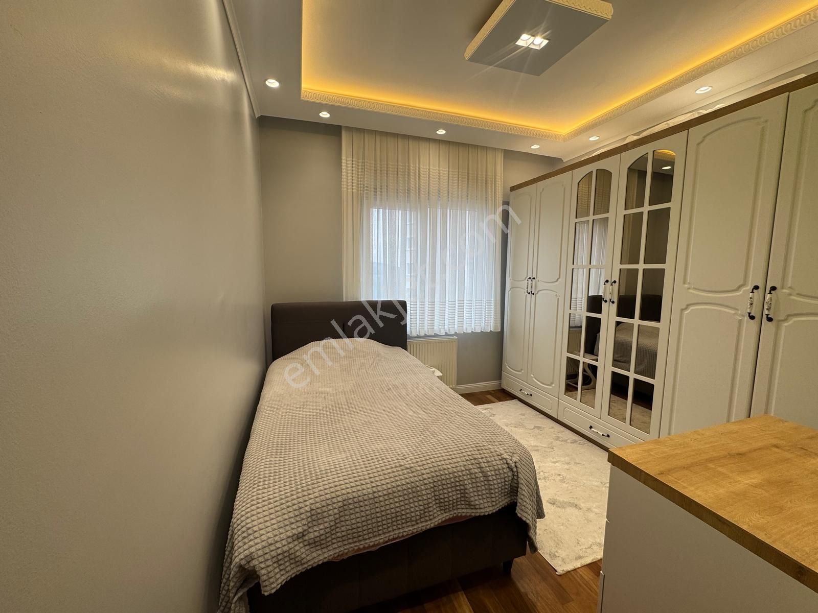 Kiptaş Seyrantepe'de Lüks Yenilenmiş 3+1 Kiralık Daire - Görsel 9
