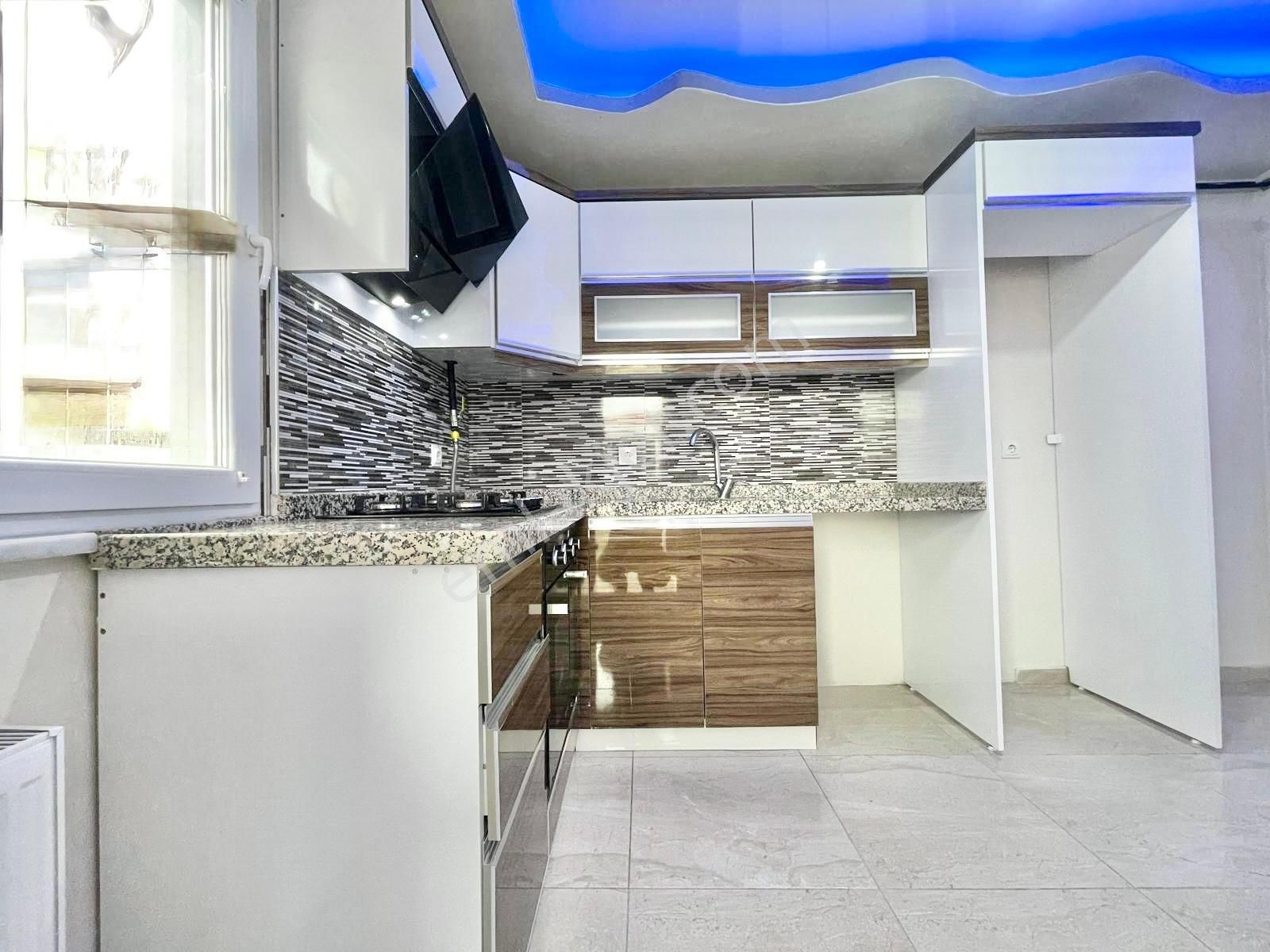 Berkay Demirel'den Altınkumda Ebeveyn Banyolu Ön Cephe 2+1 Daire - Görsel 15