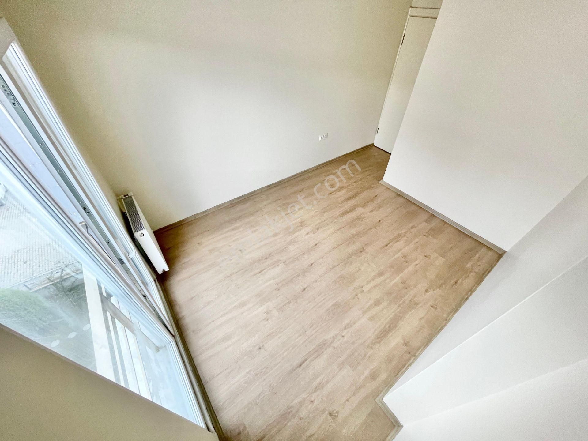 Berkay Demirel'den Altınkumda Ebeveyn Banyolu Ön Cephe 2+1 Daire - Görsel 33