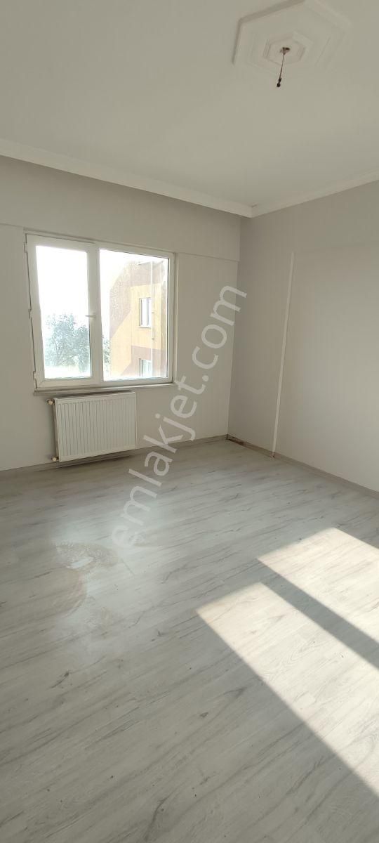 Sitede 2+1 Ara Kat Güney Cephe - Görsel 10