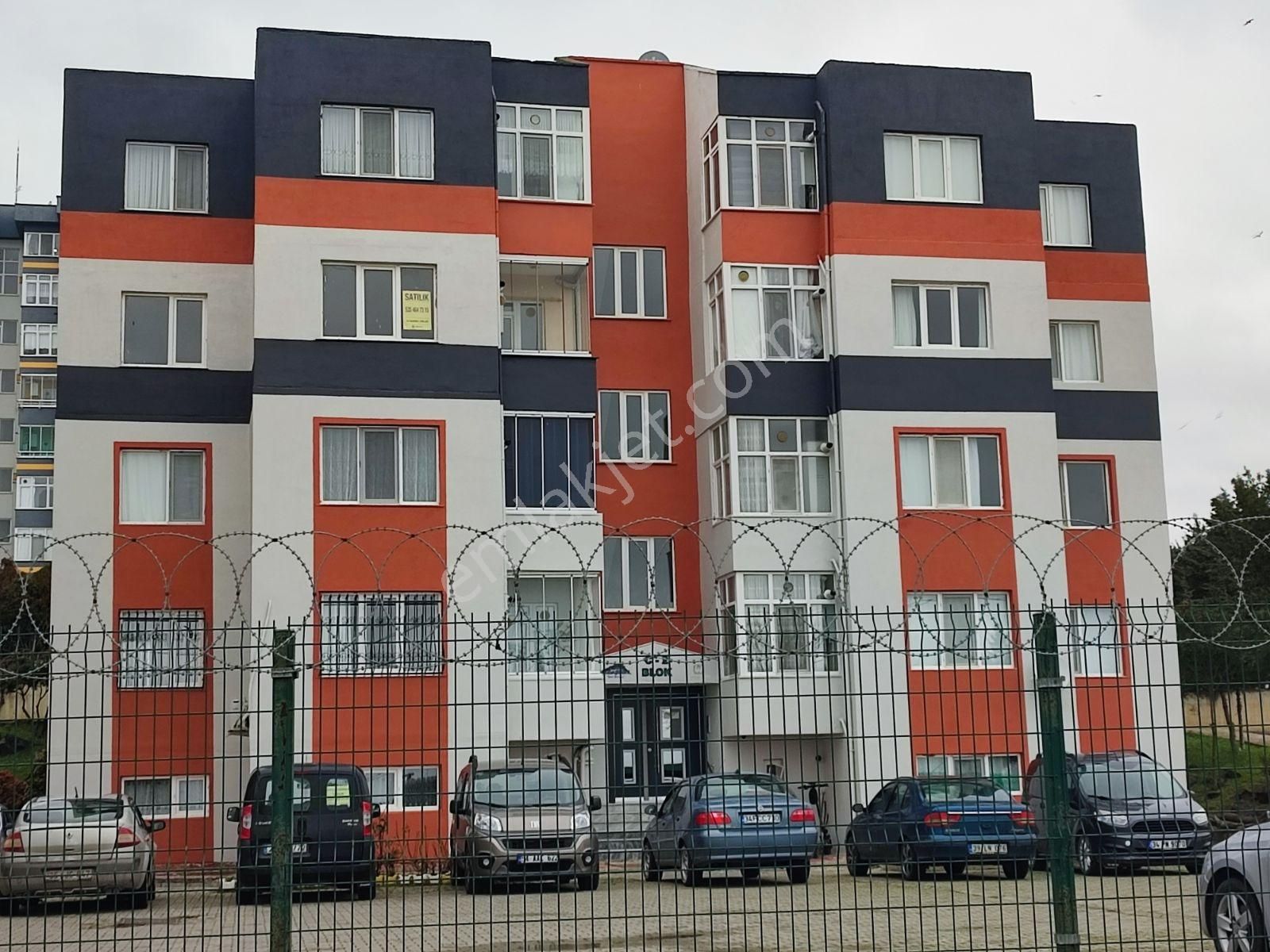 Sitede 2+1 Ara Kat Güney Cephe