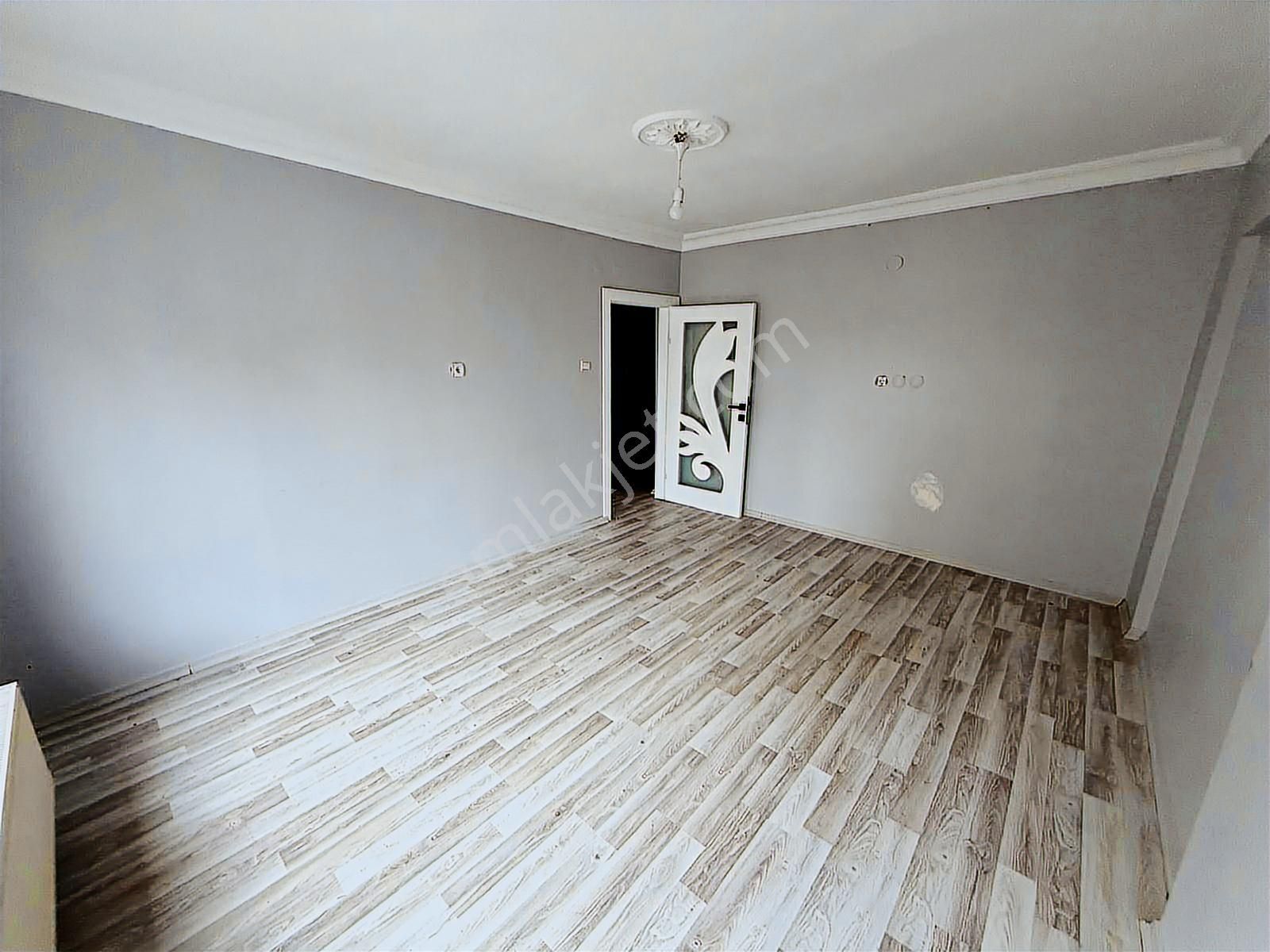 Etimesgut Süvari Mah. Kat Konumunda 2+1 Y.giriş Daire - Görsel 16