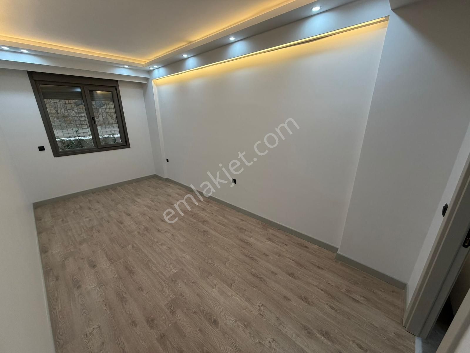 ▃yatırım▃idealtepe Sahilde Villa Tadında Geniş Bahçeli 3+1 - Görsel 11