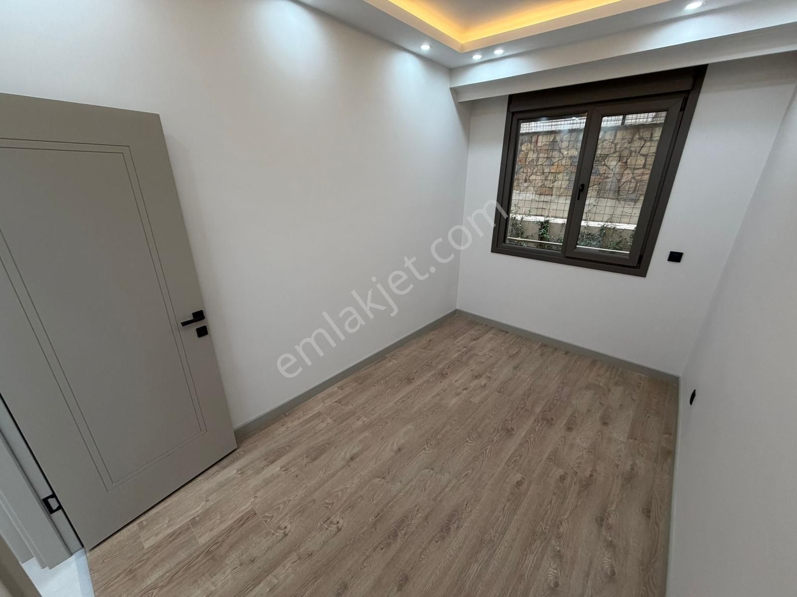 ▃yatırım▃idealtepe Sahilde Villa Tadında Geniş Bahçeli 3+1 - Görsel 17