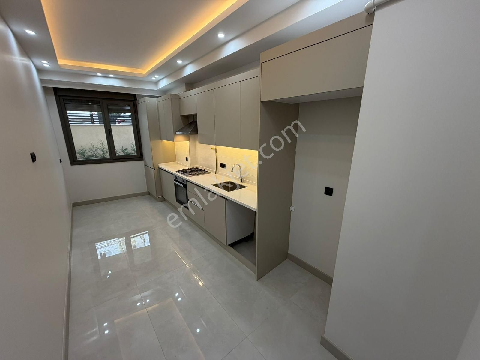 ▃yatırım▃idealtepe Sahilde Villa Tadında Geniş Bahçeli 3+1 - Görsel 31