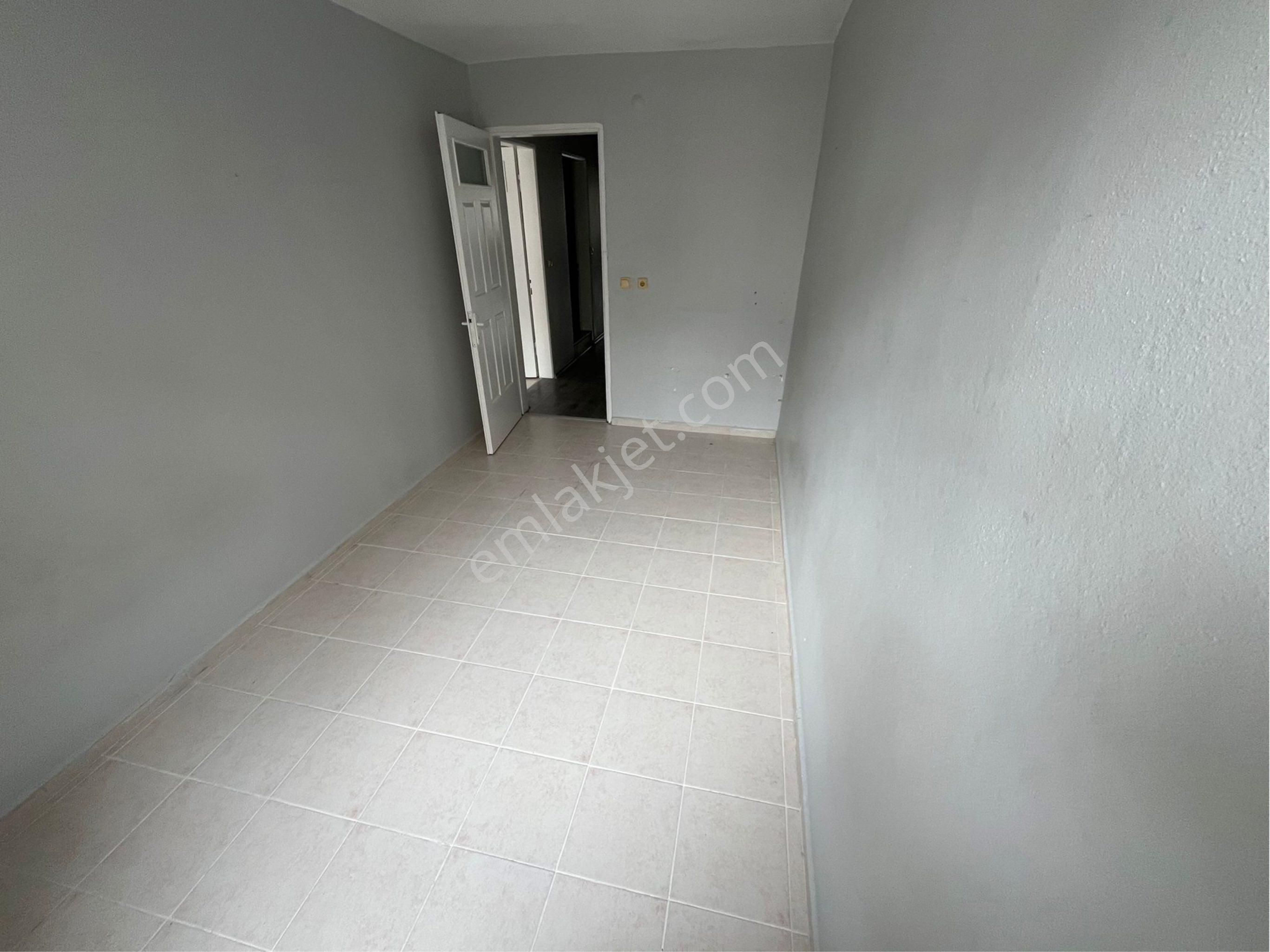 Kuşadası İkiçeşmelikte Kapalı Mutfak Satılık Daire - Görsel 31