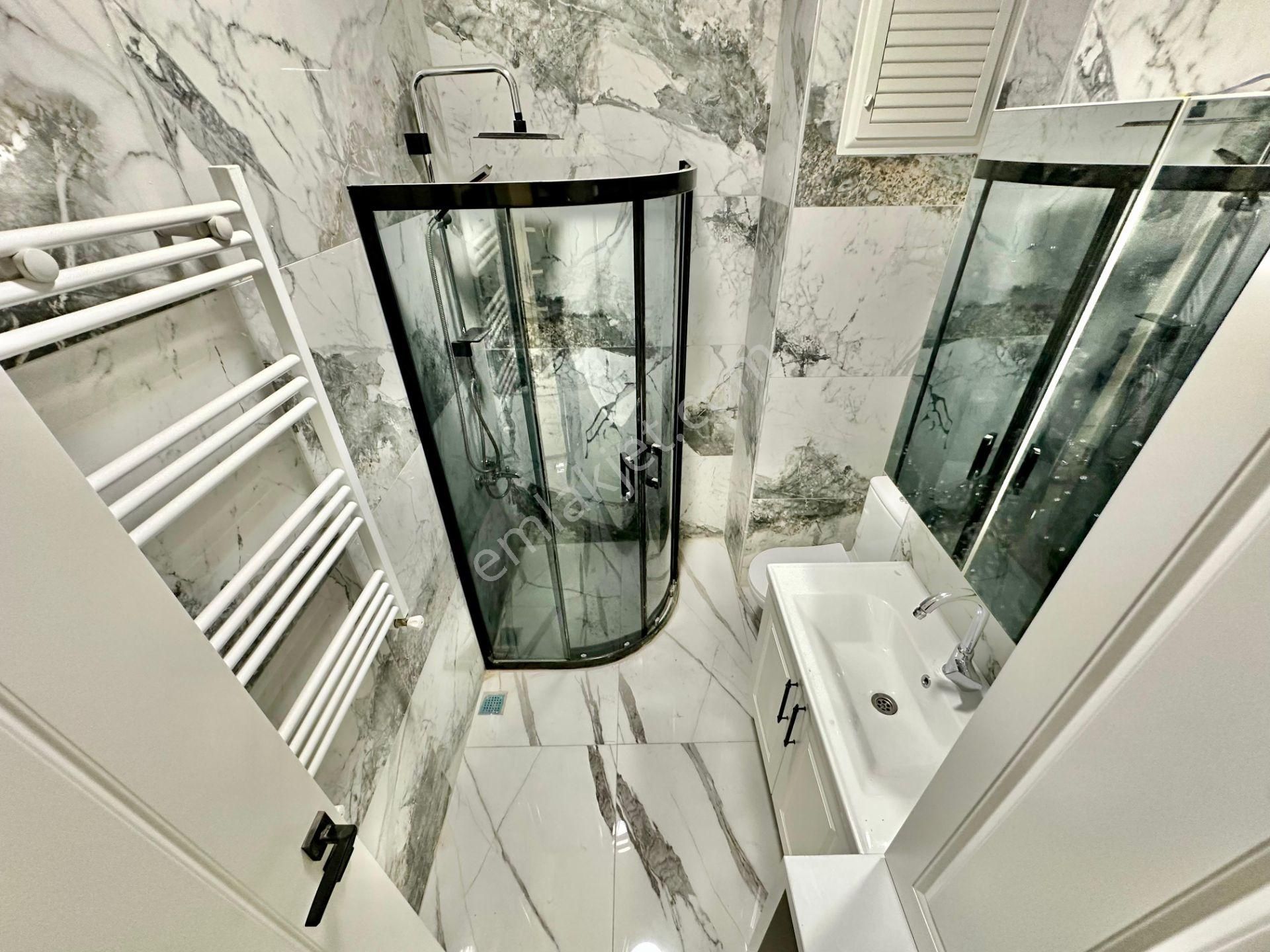 ꧁yetkili Ay Emlaktan꧂akçay'da Ebeveyn Banyolu Şık Tasarımlı Çift Asansörlü Satılık 2+1 Lüks Daire - Görsel 21