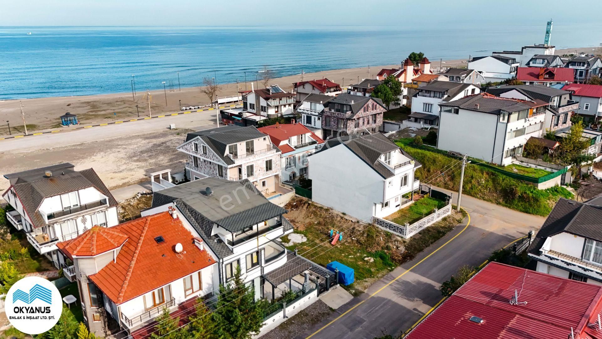 Sakarya Kocaali'de Deniz Gören Geniş Bahçeli 3+1 Villa