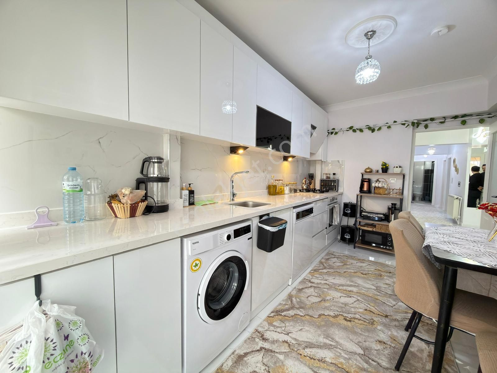 Kariyer'den Çambaşı Cad. Paraleli Asansörlü Lüx Yapılı Giriş 3+1 - Görsel 13