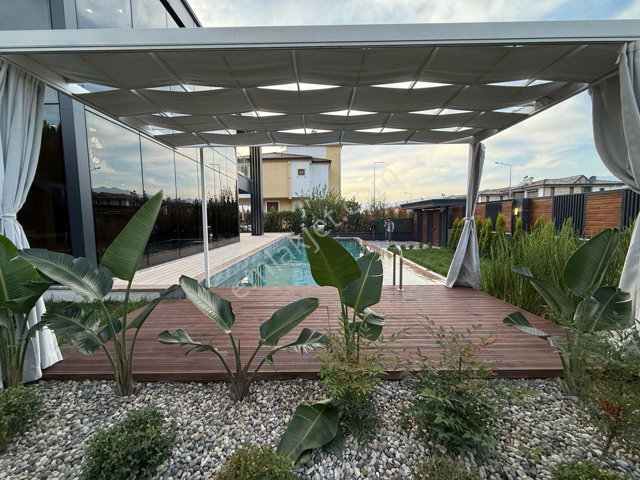 ✨akçay Ay Emlaktan✨hamidiye'de Hayallerinizi Süsleyecek Yüzme Havuzlu Satılık 5+1 Müstakil Villa - Görsel 2