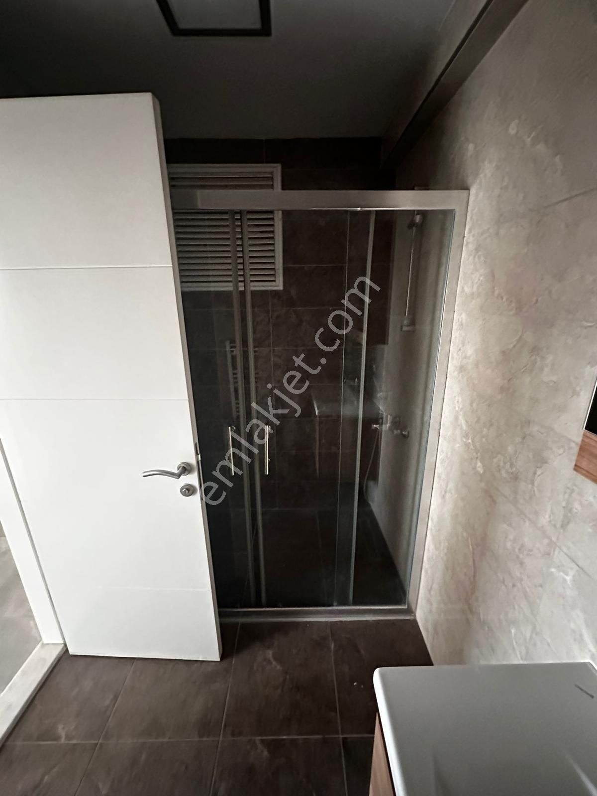 Sahibinden Site İçerisinnde 2+1 Daire - Görsel 11