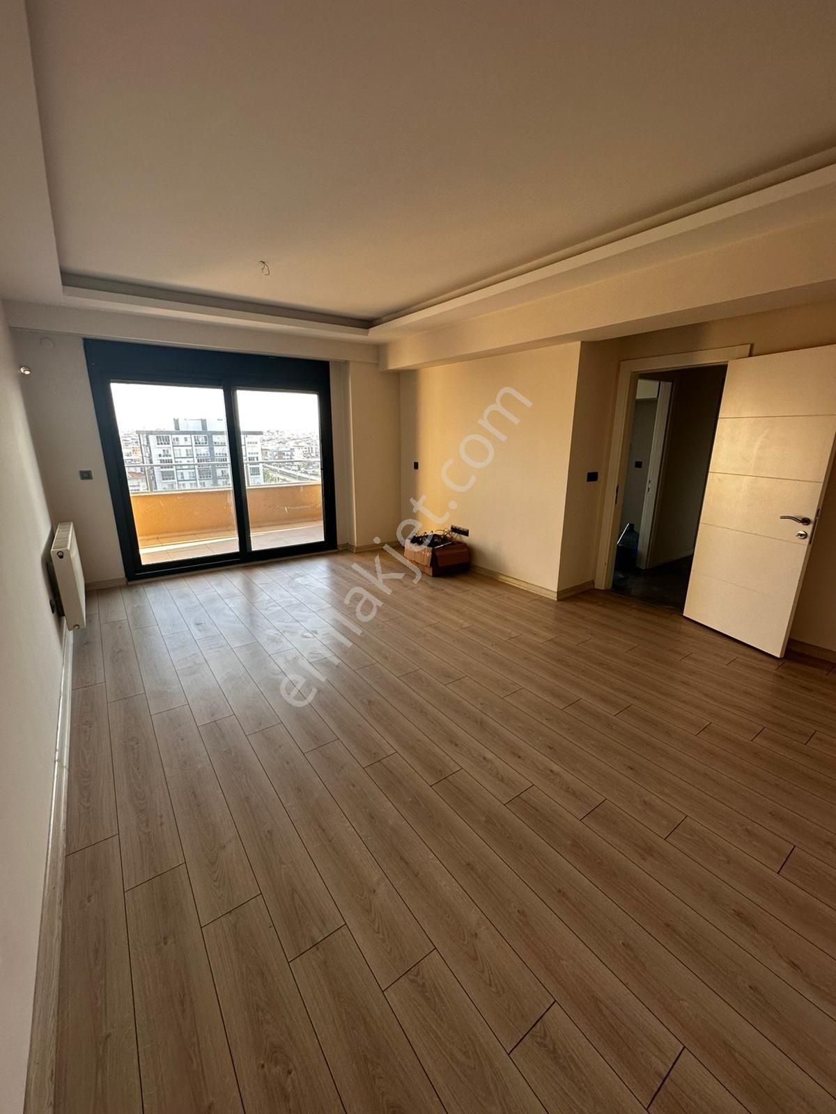 Sahibinden Site İçerisinnde 2+1 Daire - Görsel 8