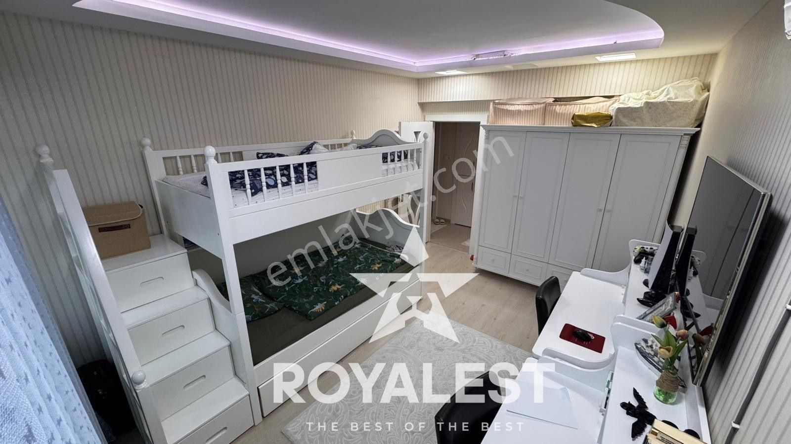 Royalest'ten Ara Kat Konumu Mükemmel Çift Balkonlu Fırsat Geniş - Görsel 8