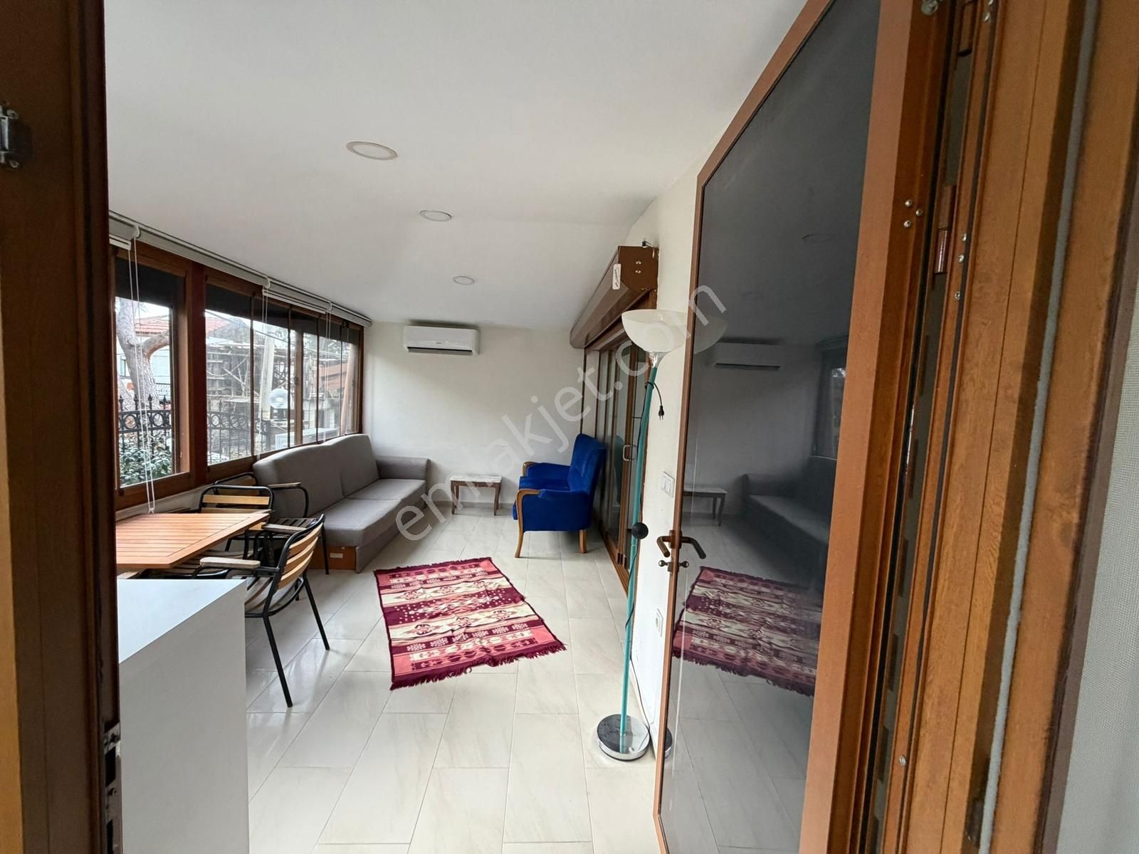 Foça İsmetpaşa Mah. Eşyalı Kiralık 1+1 Bahçe Katı Daire - Görsel 19