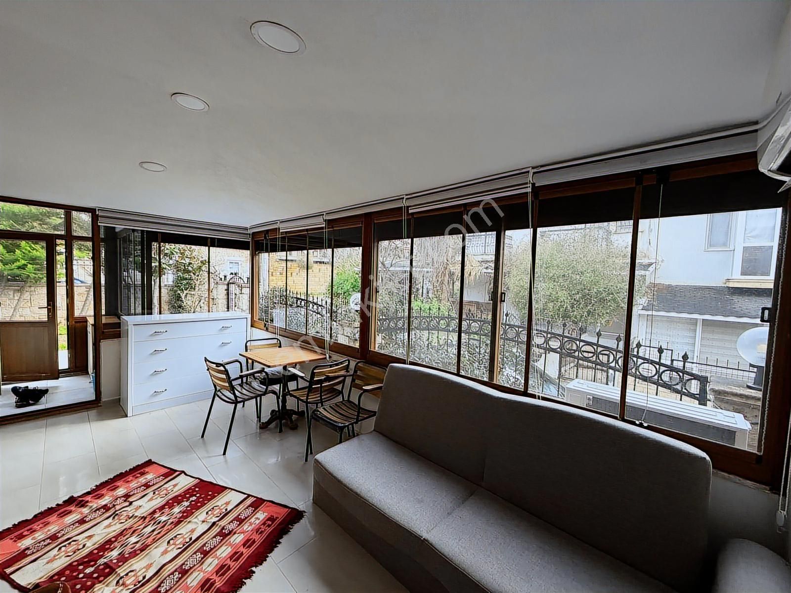 Foça İsmetpaşa Mah. Eşyalı Kiralık 1+1 Bahçe Katı Daire - Görsel 23